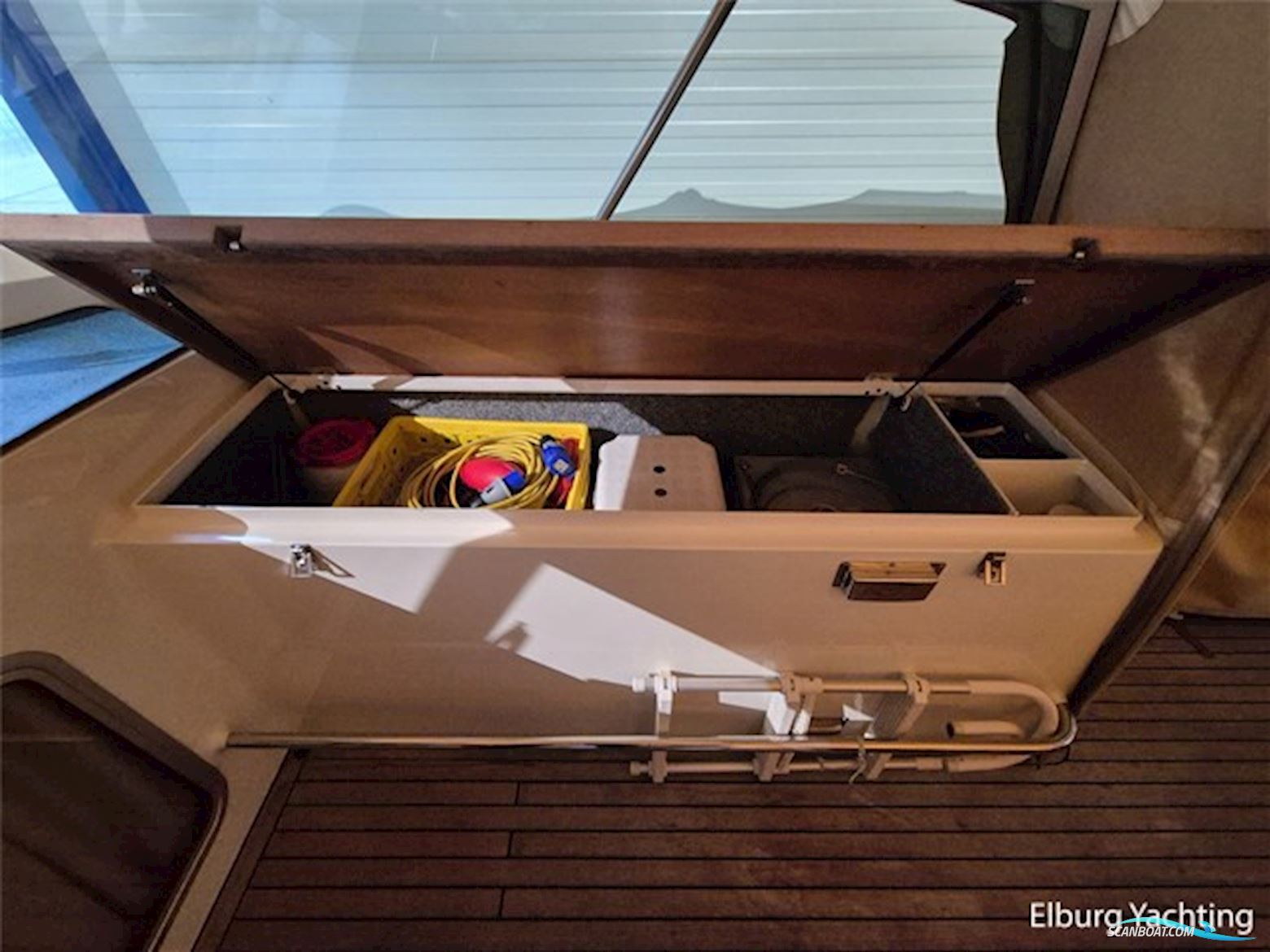 Stentor 1500 Trawler - Stabilizers