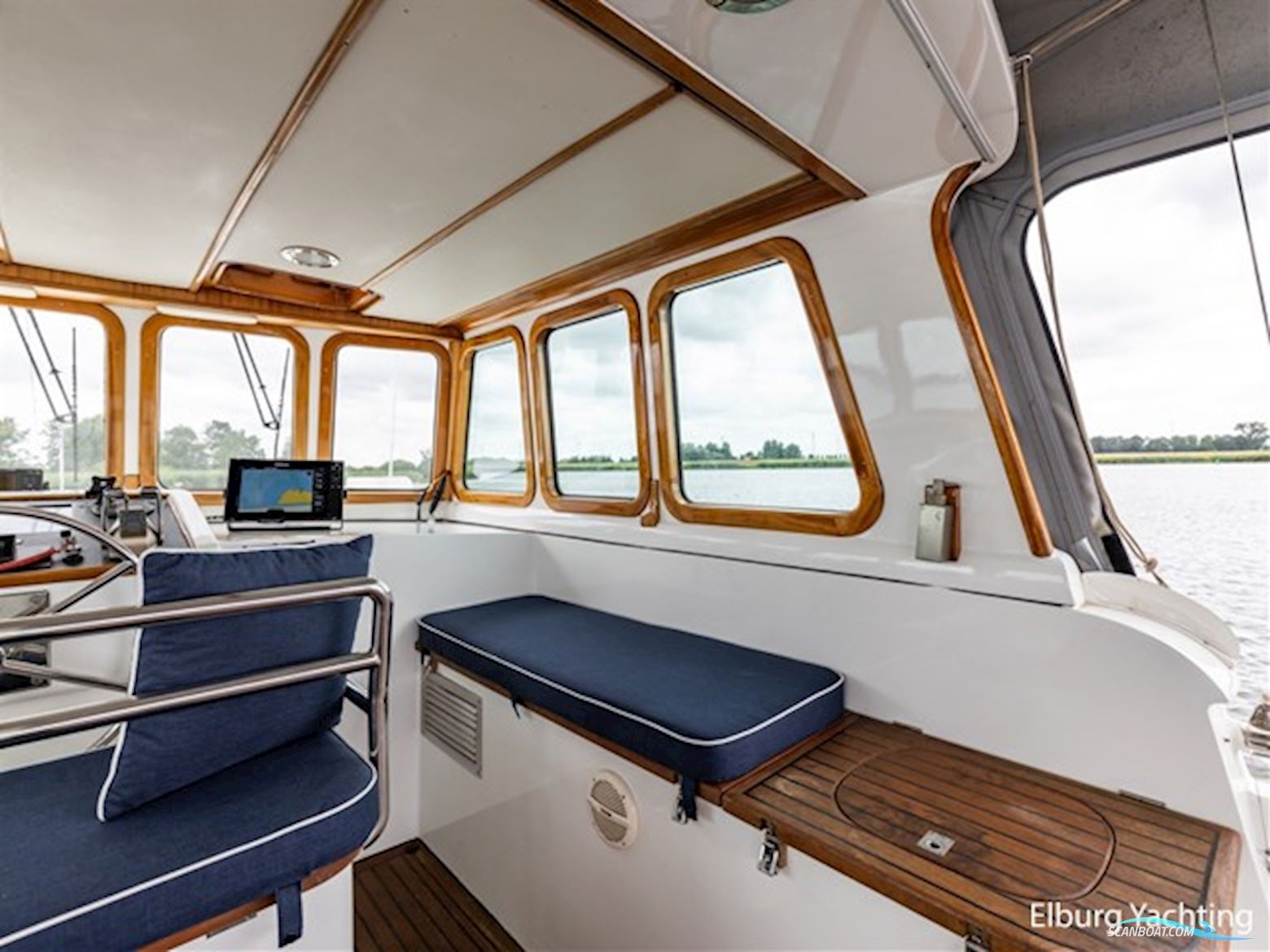 Stentor 1800 Explorer