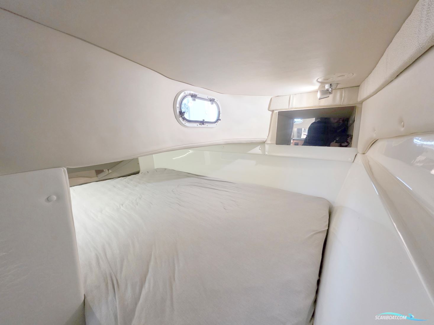 Stingray 250 CS (står klar på næsten ny trailer)