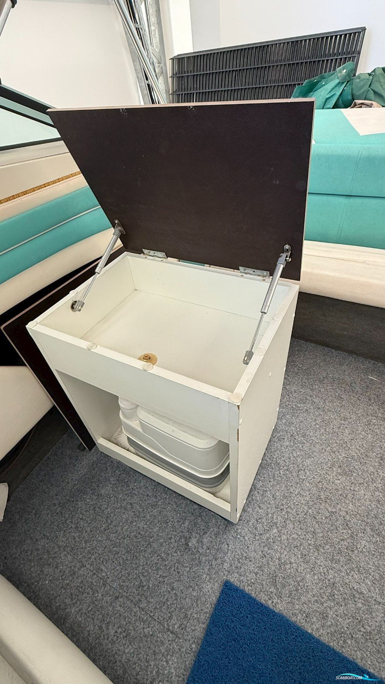 Stingray 657 ZP - VOLVO PENTA V6 DUOPROP