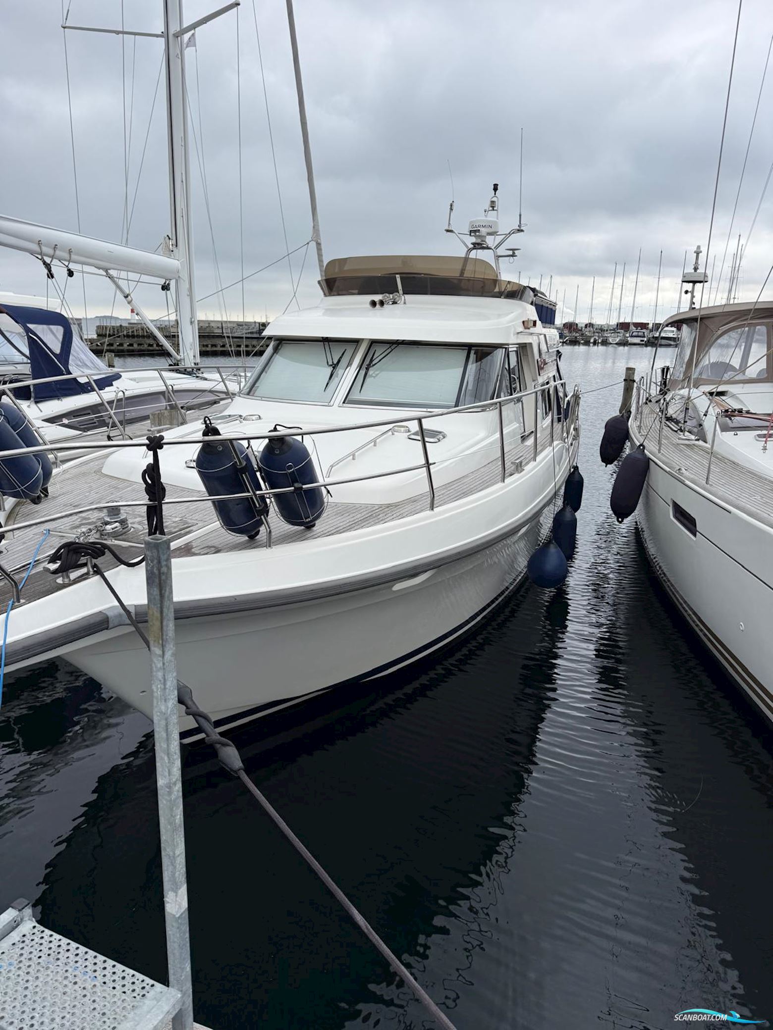 Storebro  475 Commander