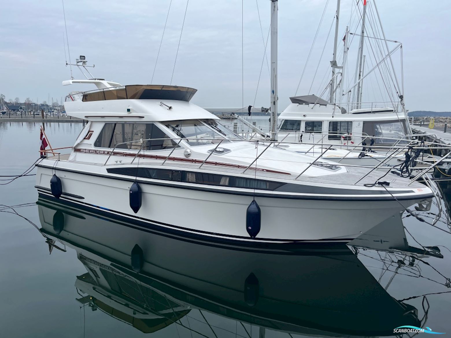 Storebro Royal Cruiser 380 Biscay Motorbåt 1998, med Volvo Penta Tamd63P motor, Danmark