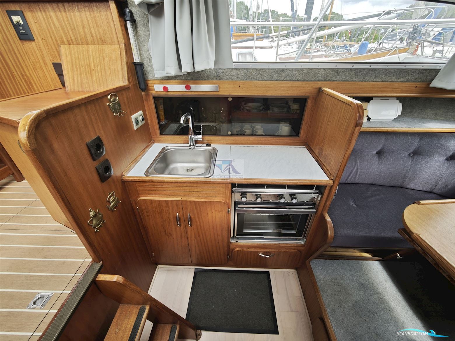 Success 850 Sport