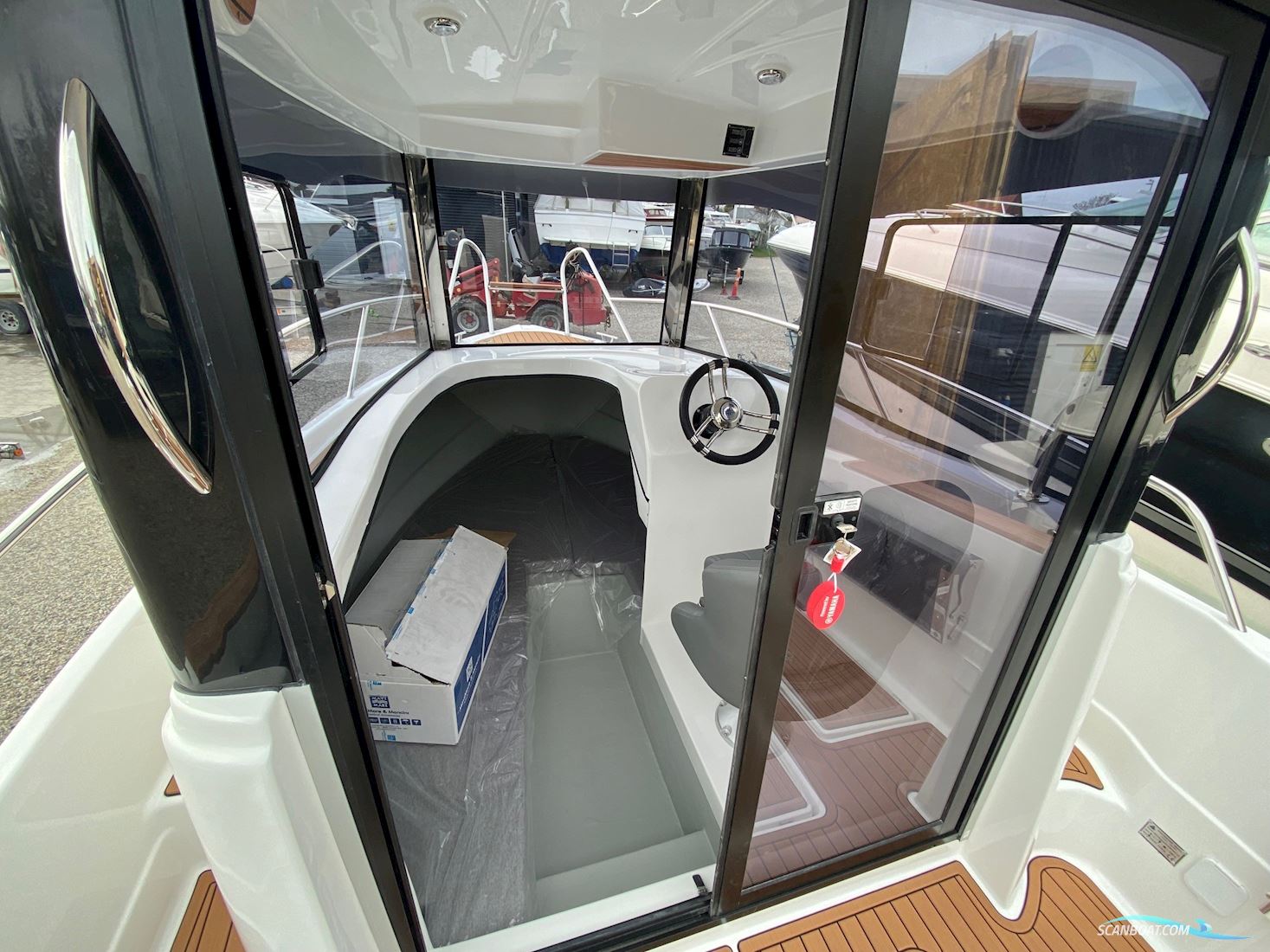 Suncraft 655 Pilothouse