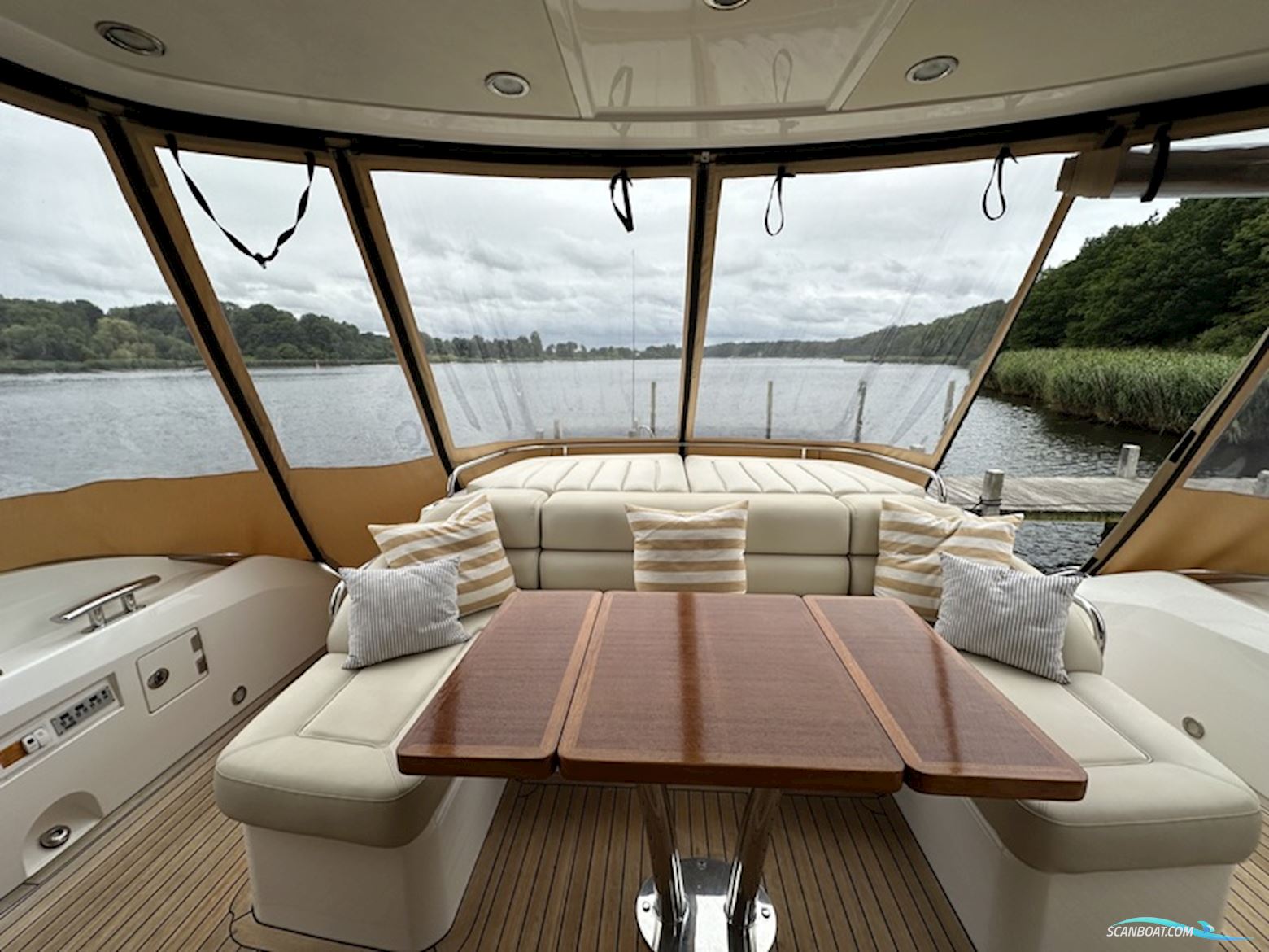 Sunseeker - Manhattan 53