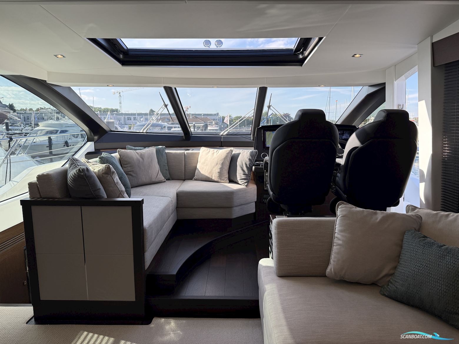 Sunseeker 74 Sport Yacht