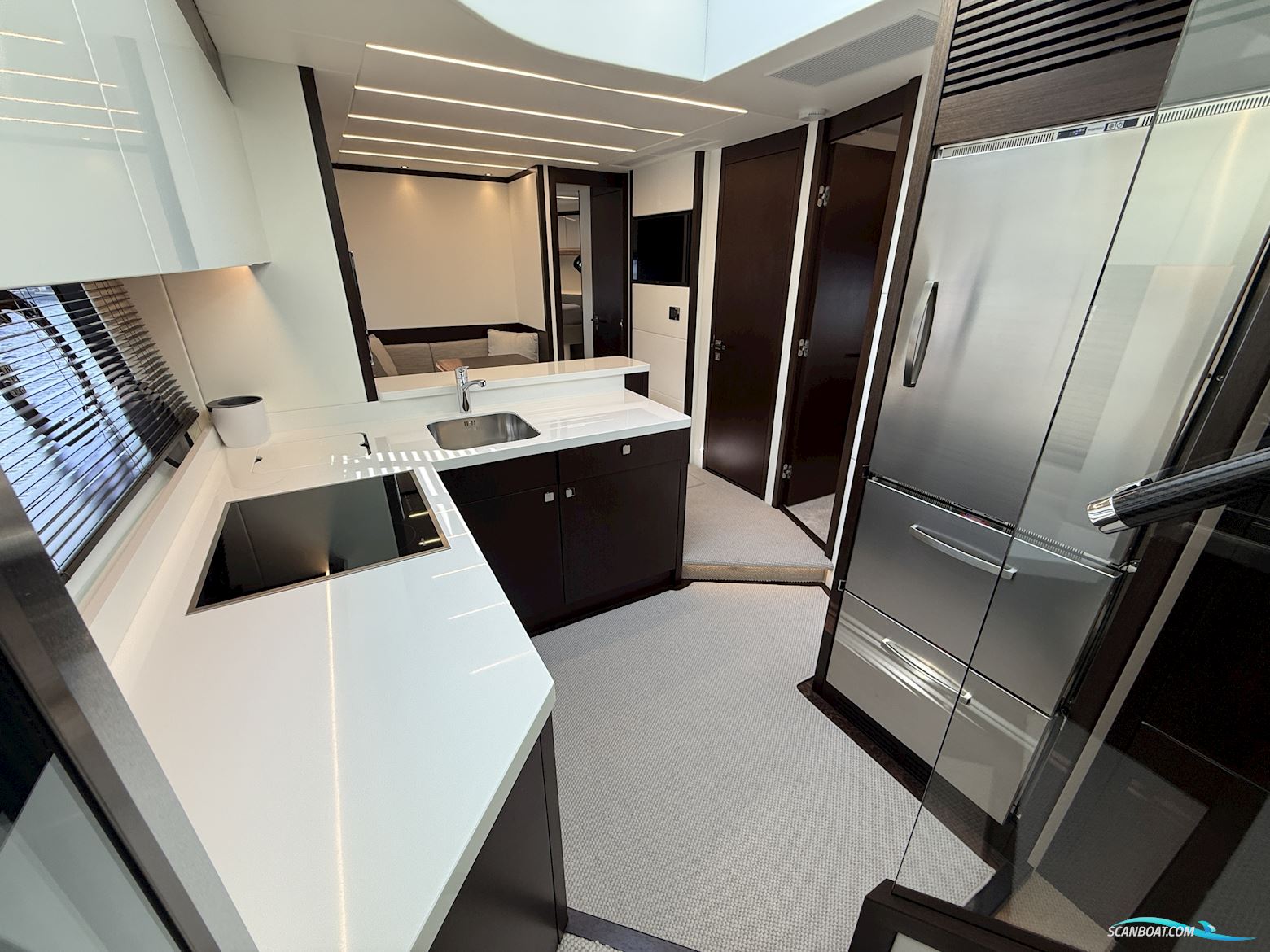 Sunseeker 74 Sport Yacht