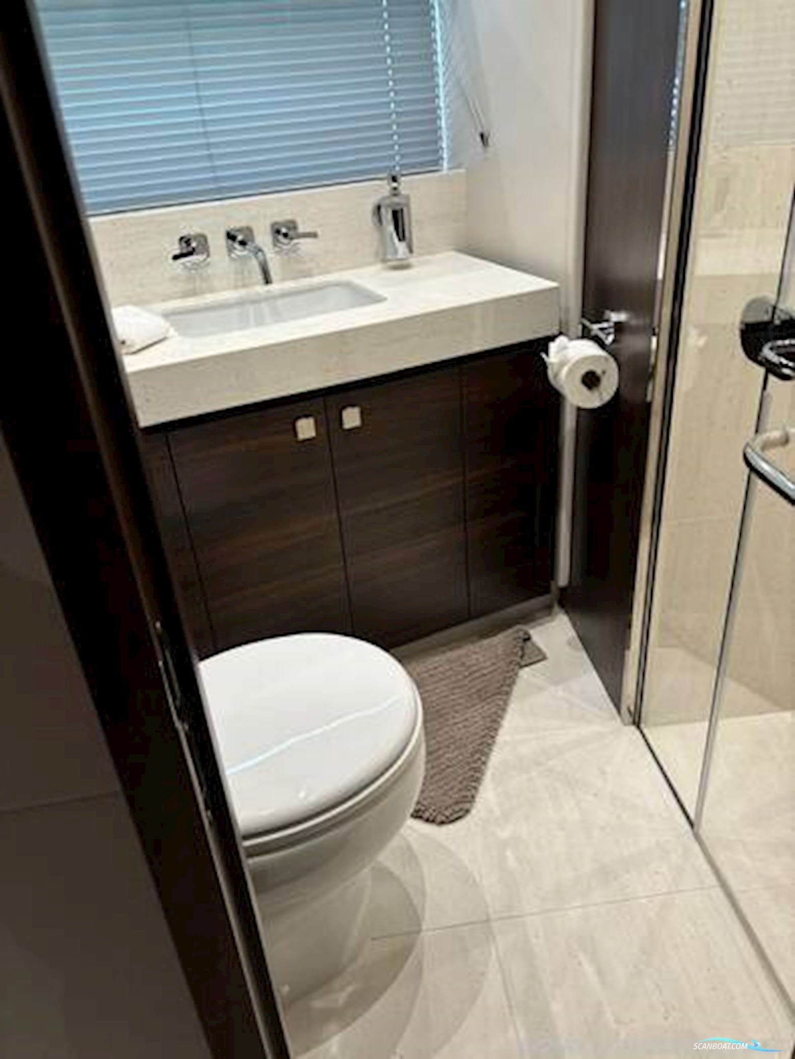 Sunseeker 76 Yacht