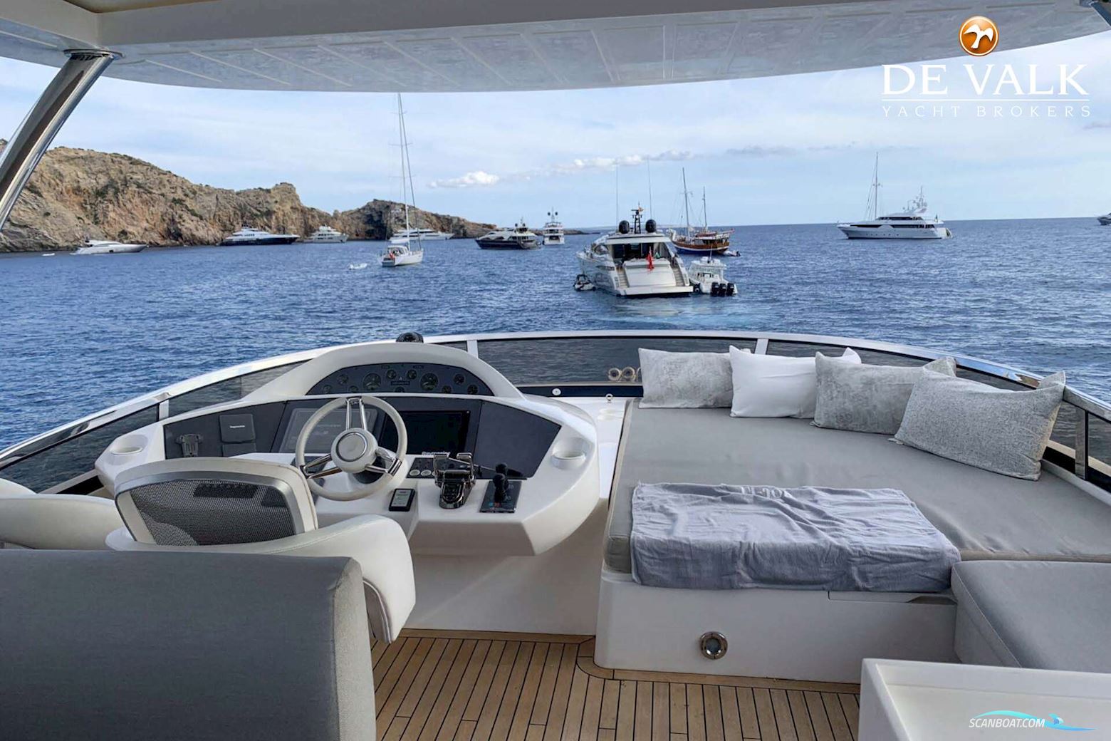 Sunseeker 86 Yacht
