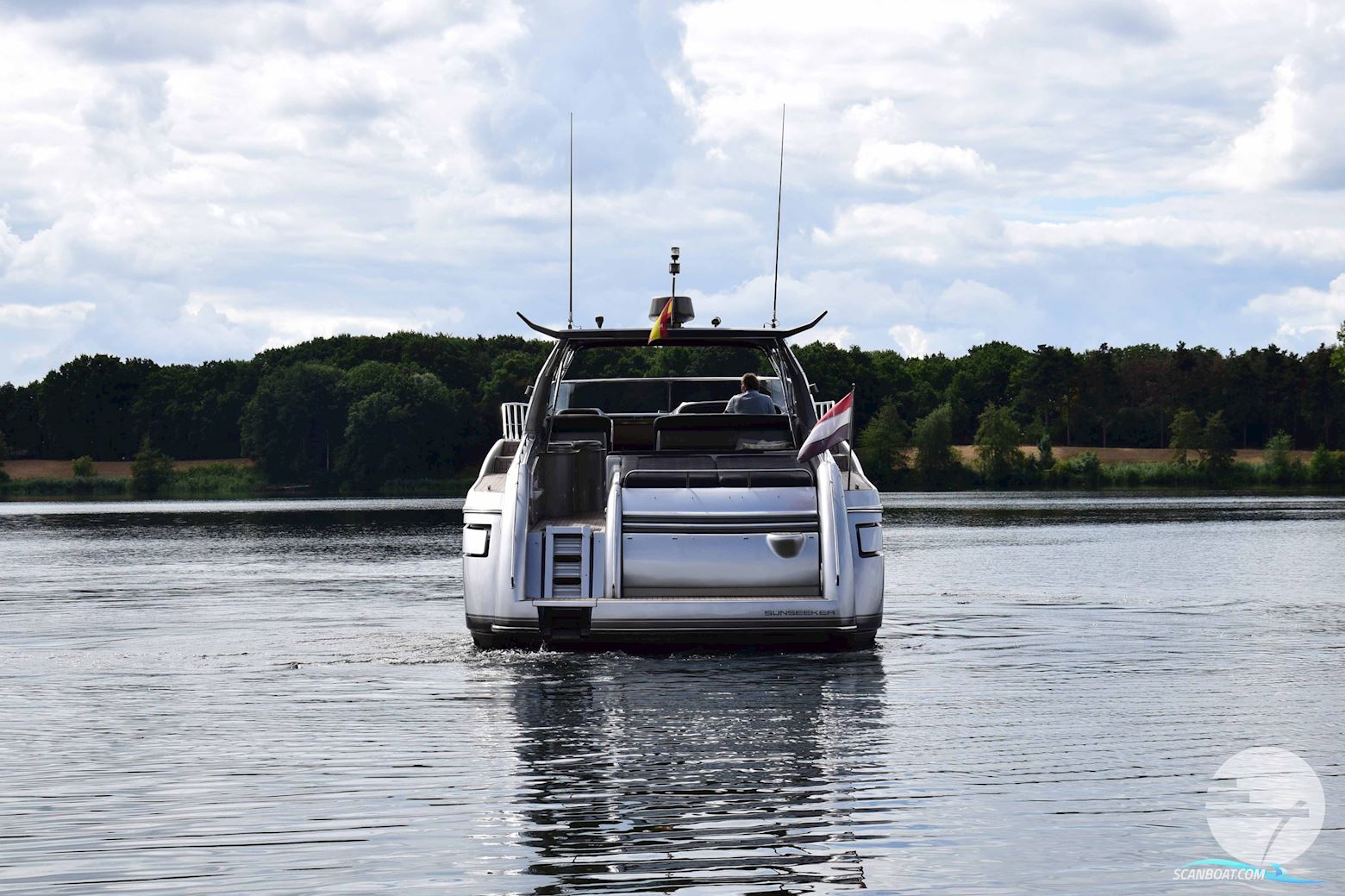Sunseeker Camargue 55