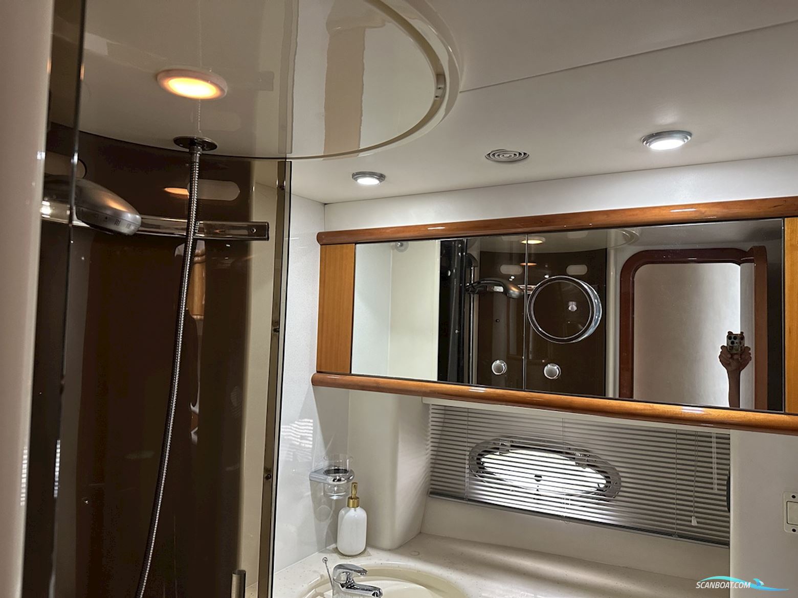 Sunseeker Manhattan 48