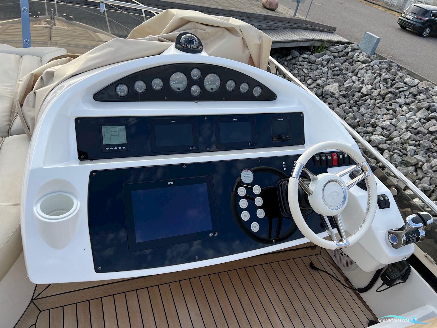 Sunseeker Manhattan 53