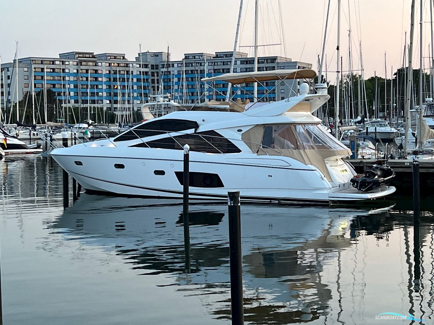 Sunseeker Manhattan 53