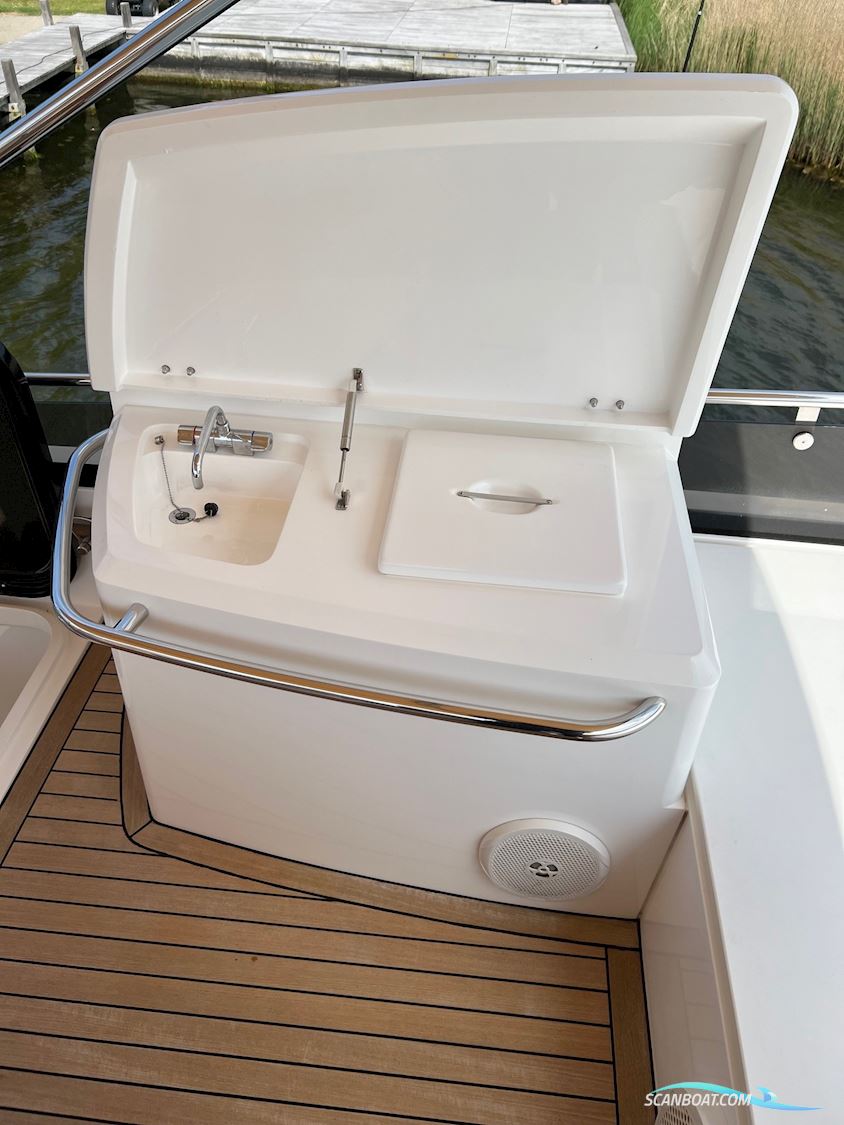 Sunseeker Manhattan 53