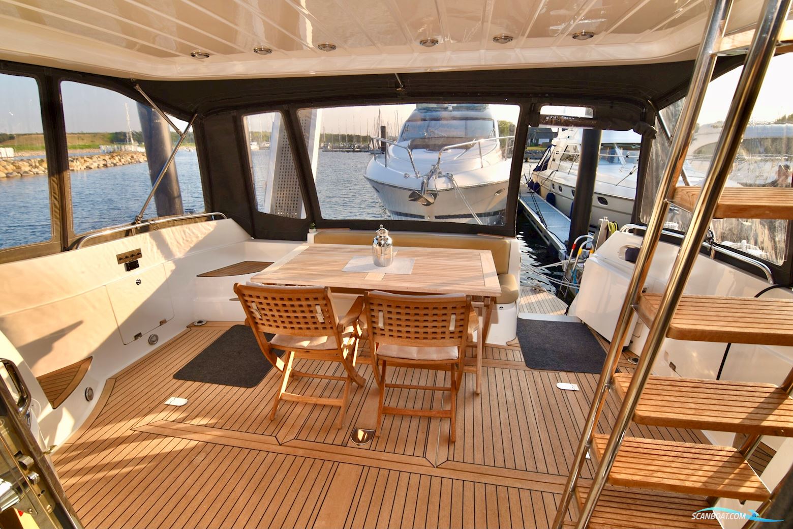 Sunseeker Manhattan 62