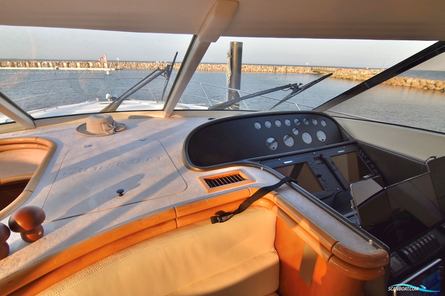 Sunseeker Manhattan 62