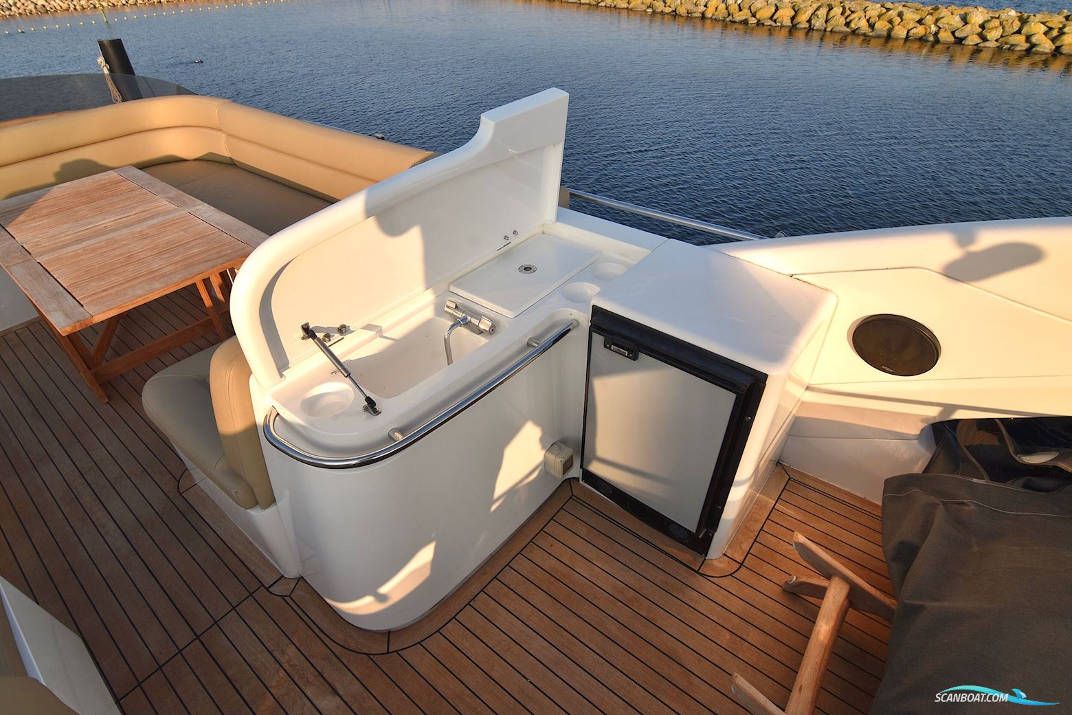 Sunseeker Manhattan 62