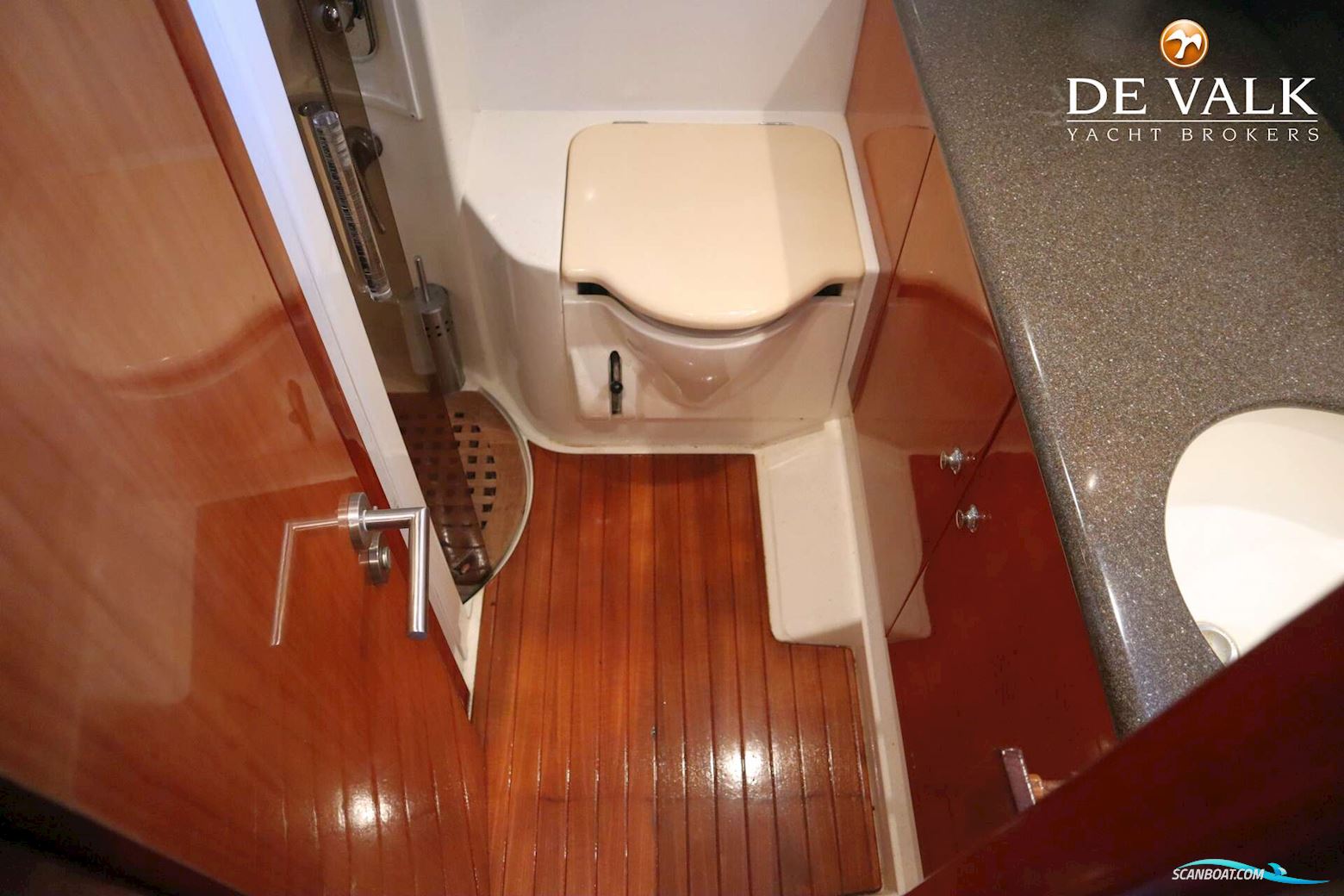 Sunseeker Manhattan 62