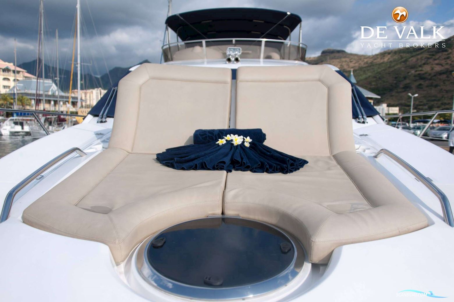 Sunseeker Manhattan 63
