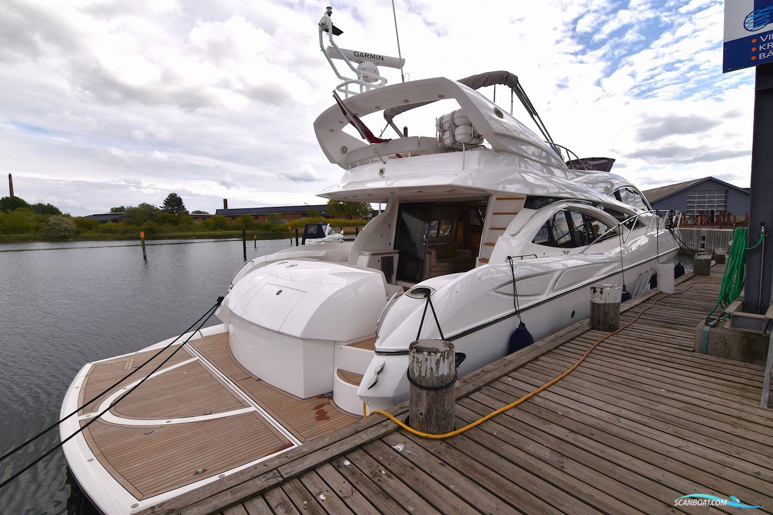 Sunseeker Manhattan 64 Motorbåt 2004, med Man D2840LE403 Edc motor, Danmark