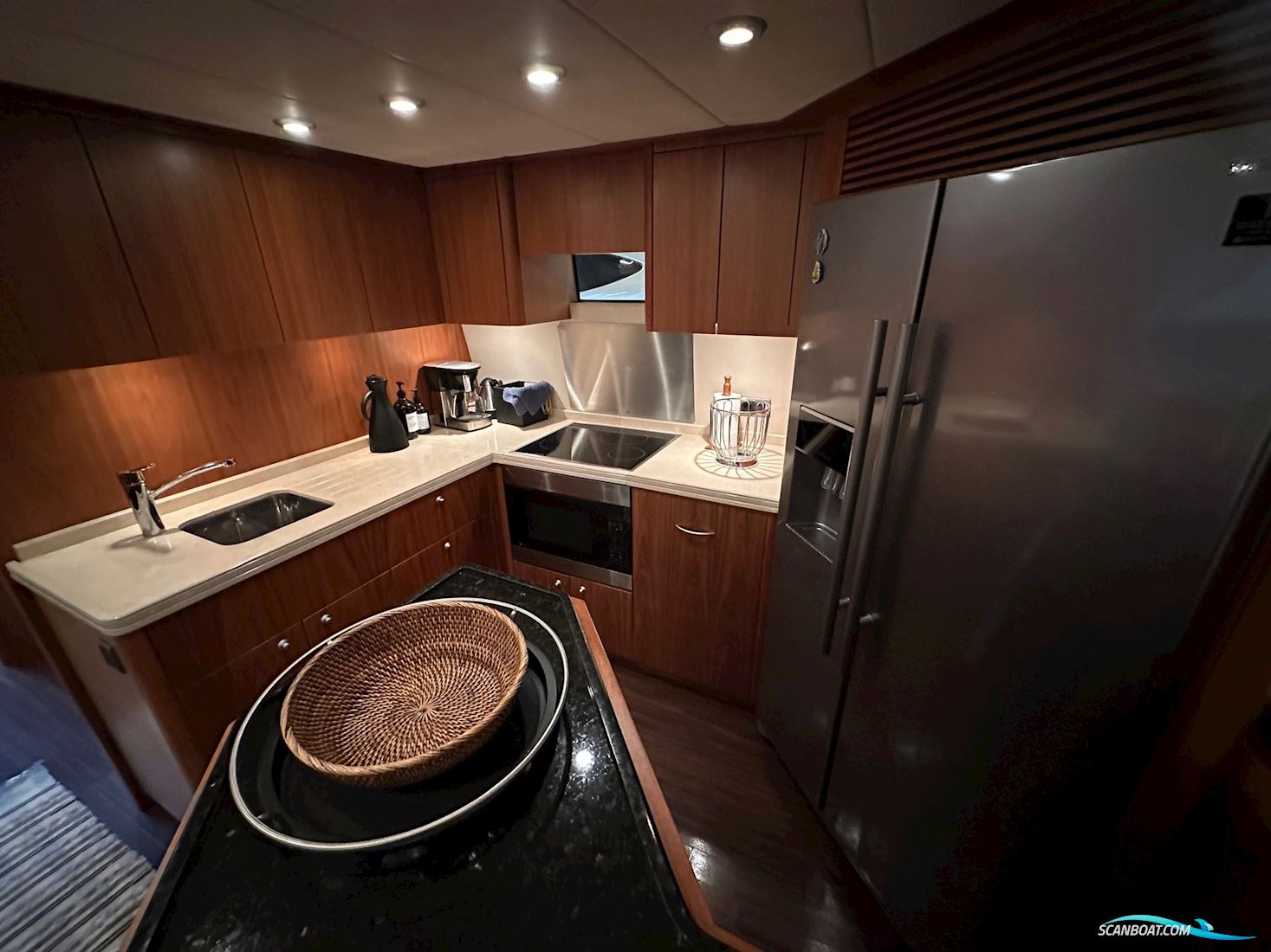 Sunseeker Manhattan 70