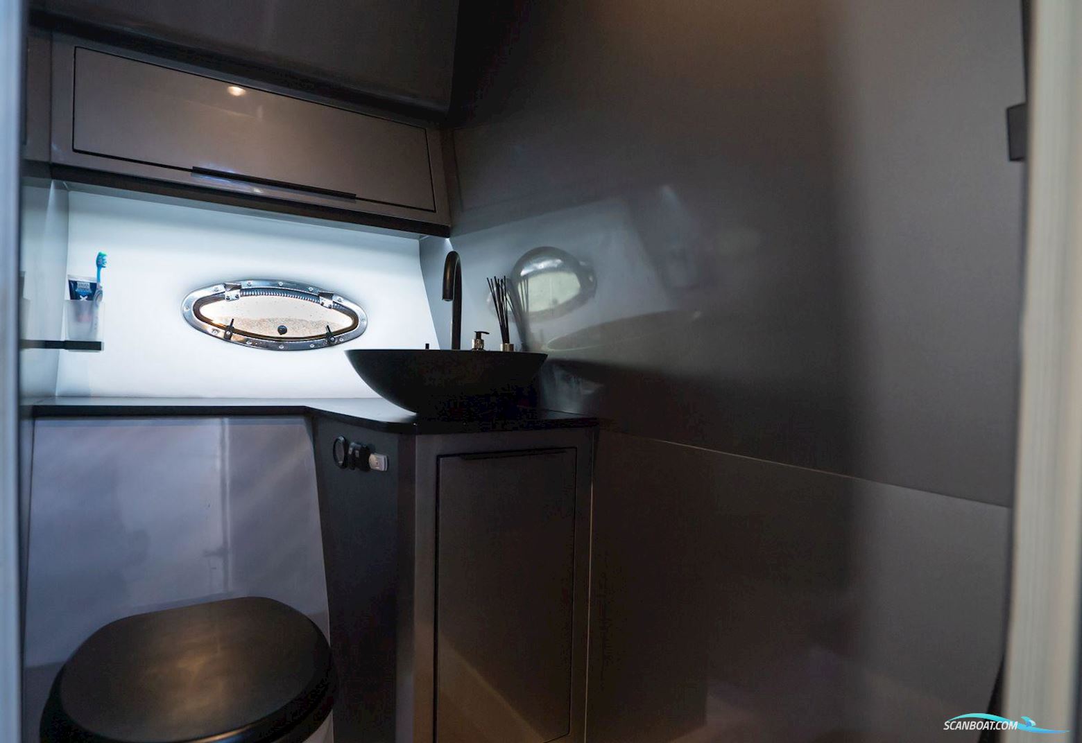 Sunseeker Martinique 36