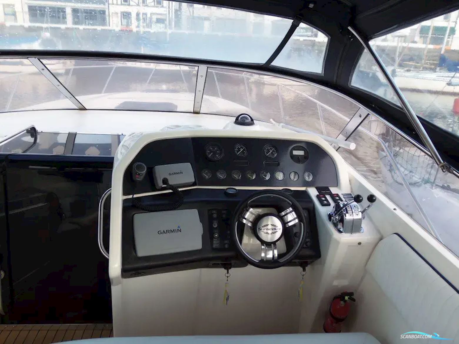 Sunseeker Martinique 38