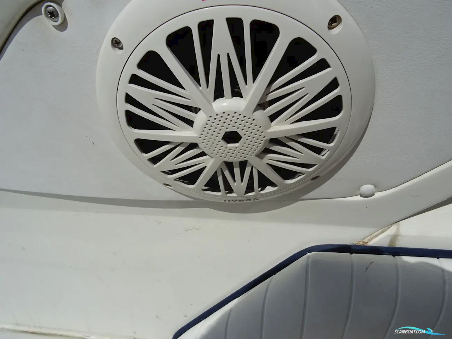 Sunseeker Martinique 38