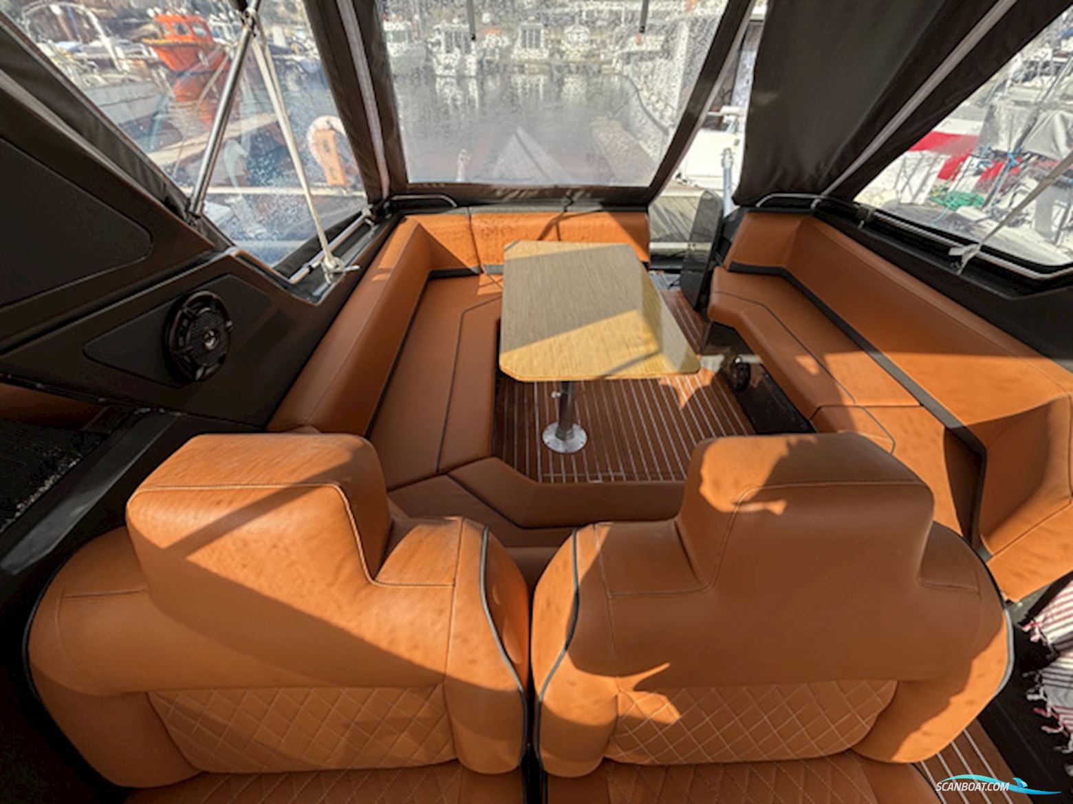 Sunseeker Martinique 38