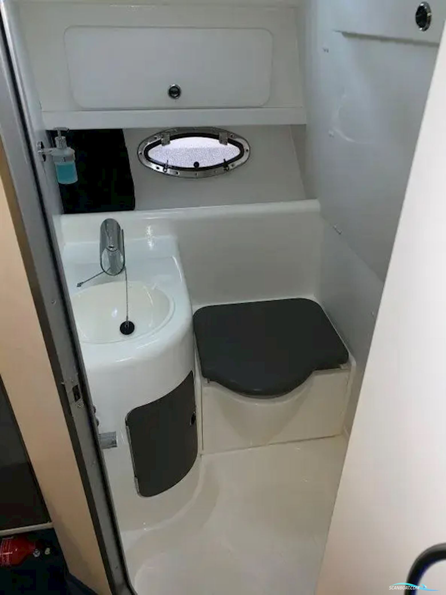 Sunseeker Martinique 38