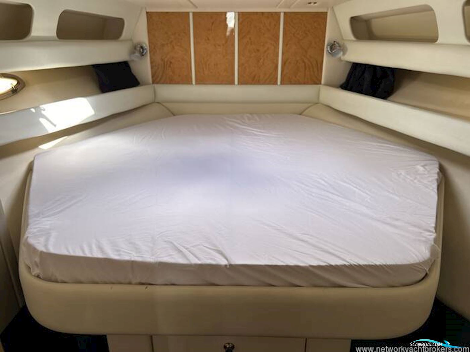 Sunseeker Mystique 42