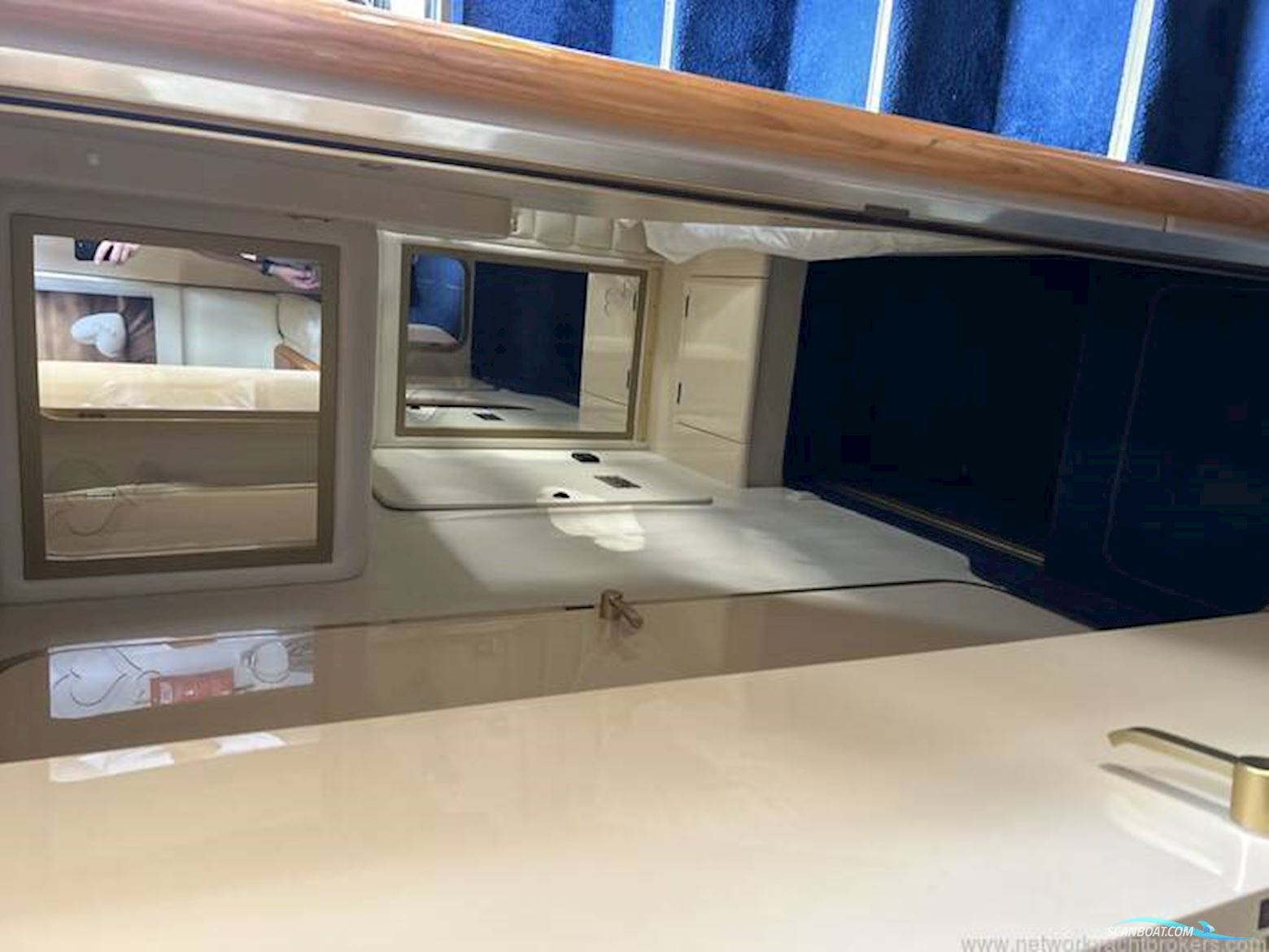 Sunseeker Mystique 42