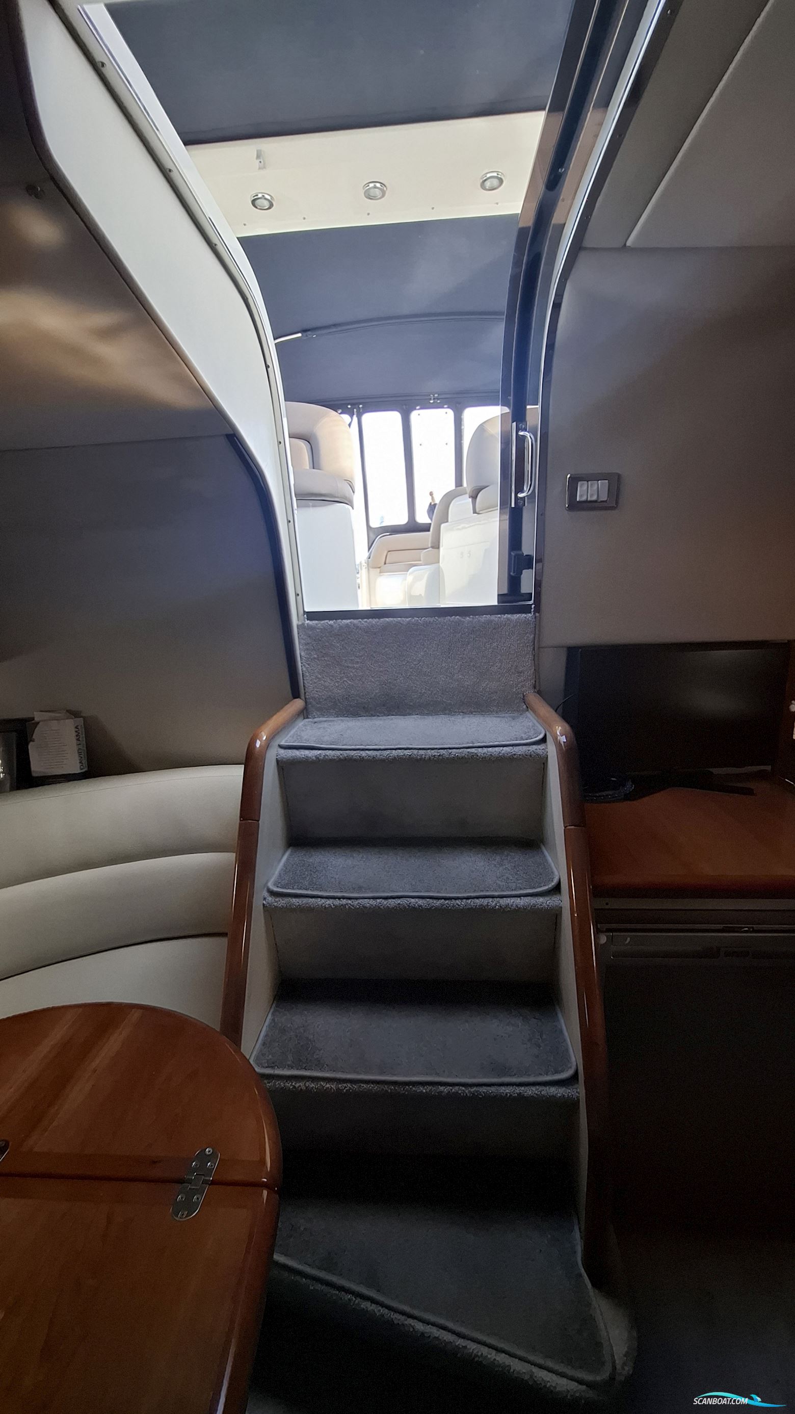 Sunseeker Portofino 400