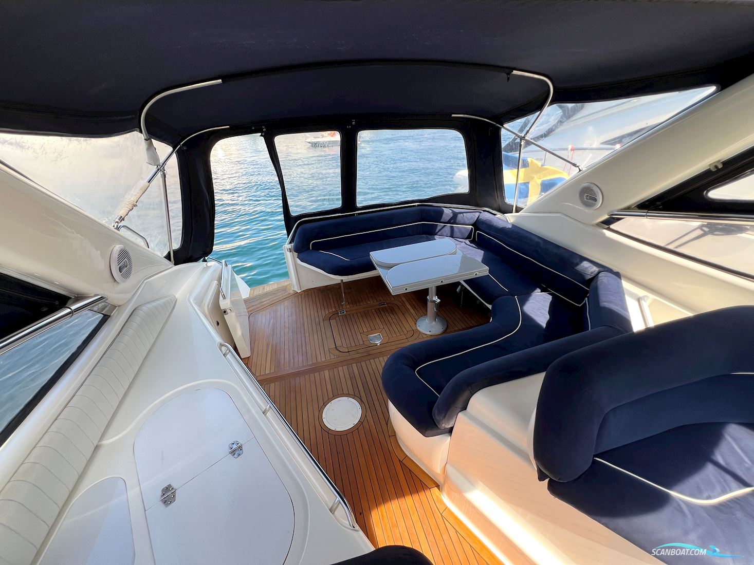 Sunseeker Portofino 400