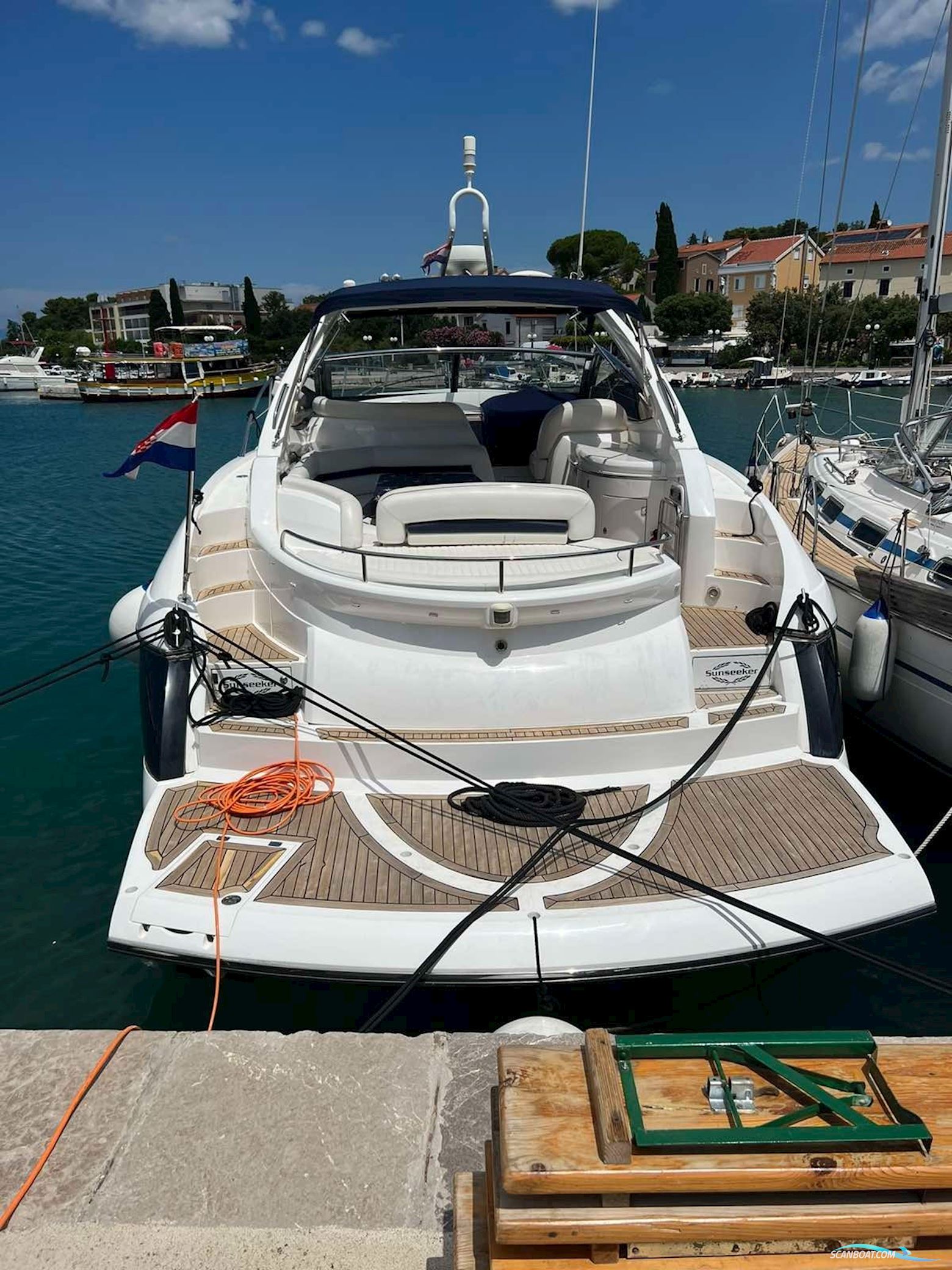 Sunseeker Portofino 46