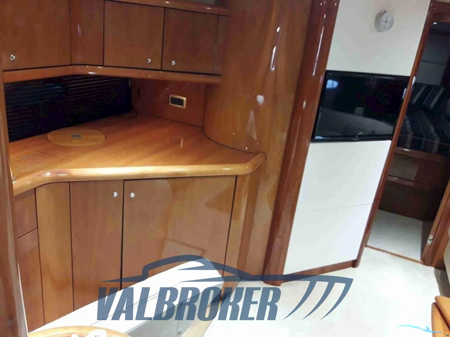 Sunseeker Portofino 46