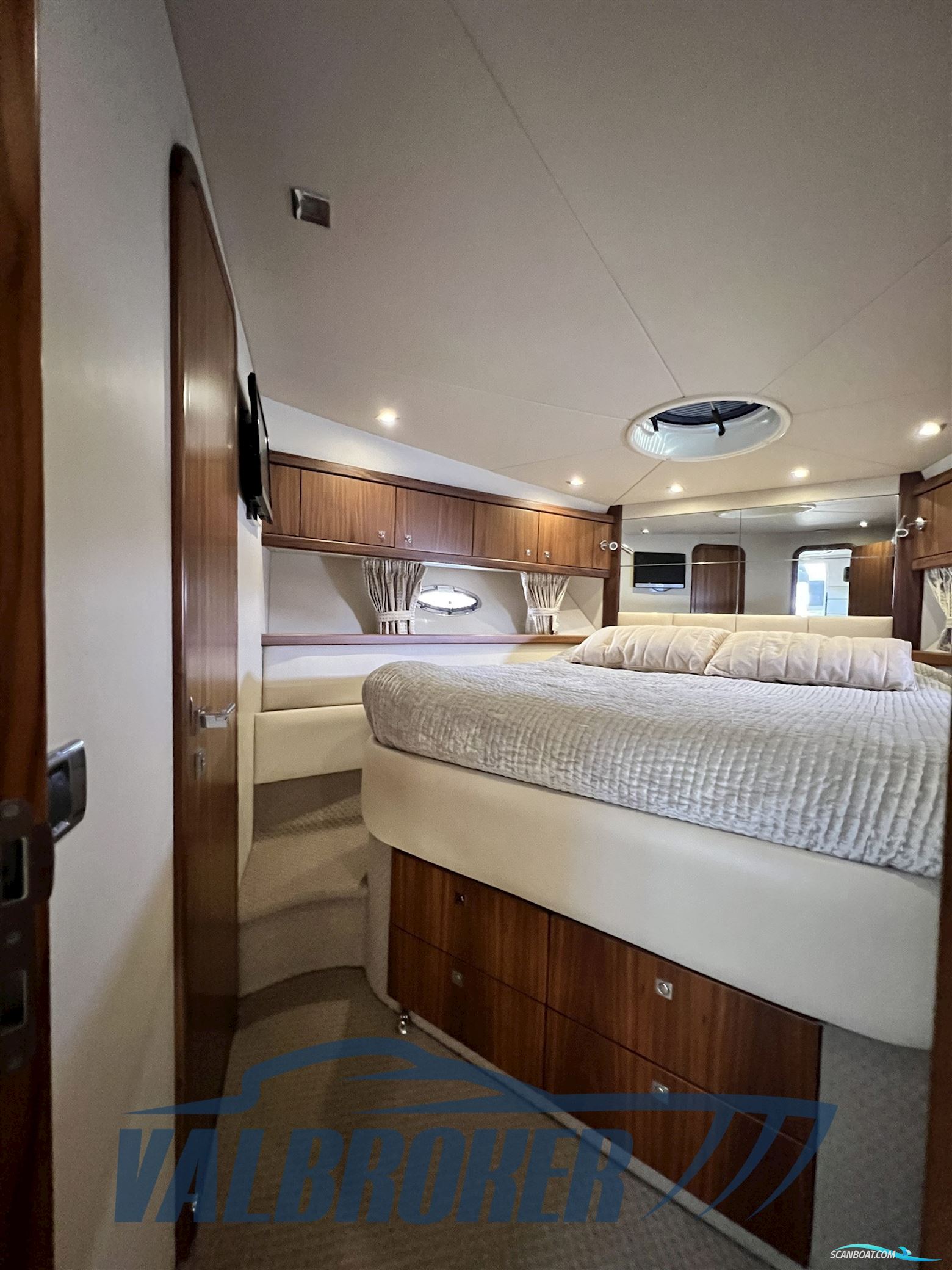 Sunseeker Portofino 47