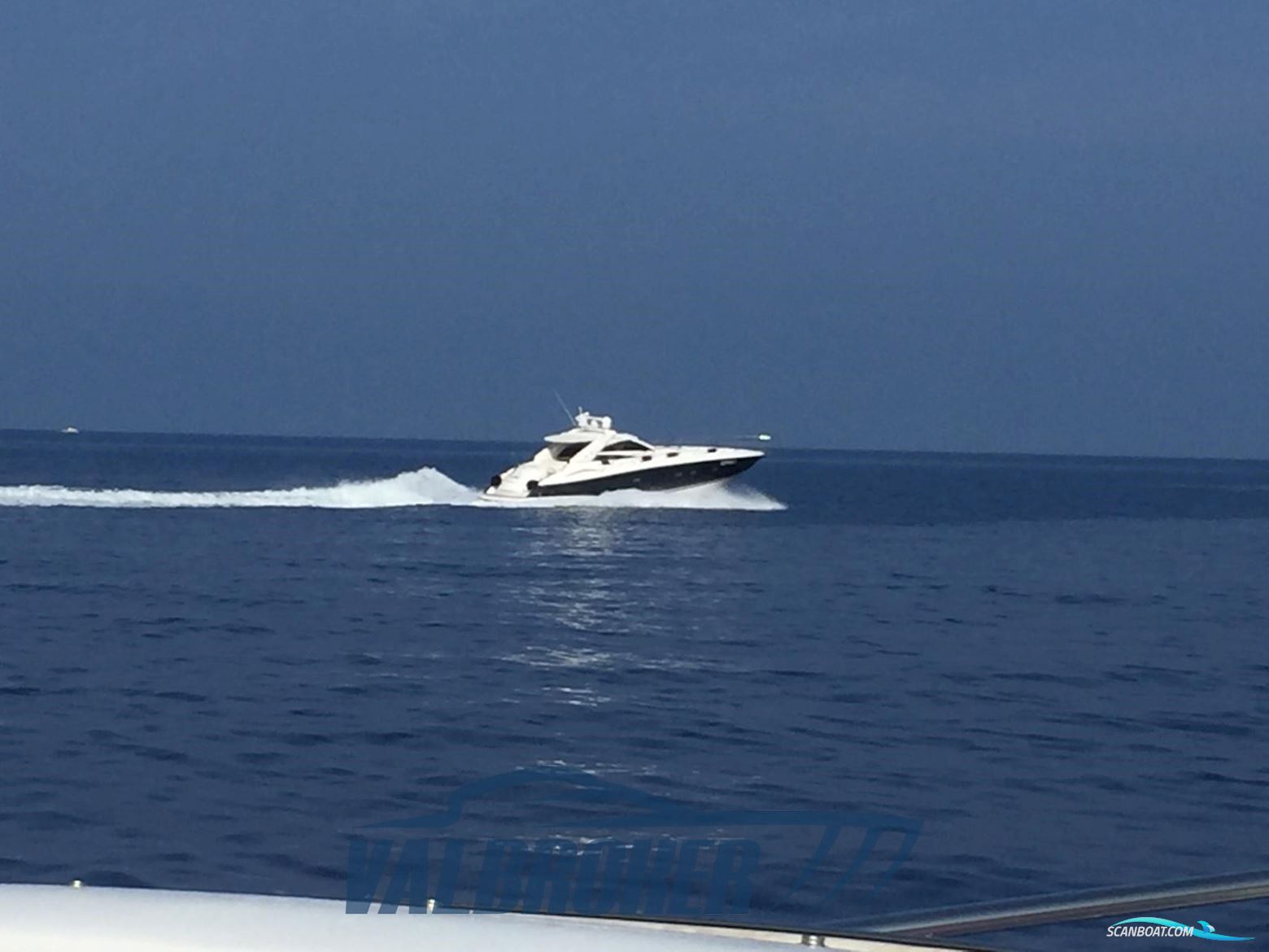 Sunseeker Portofino 53