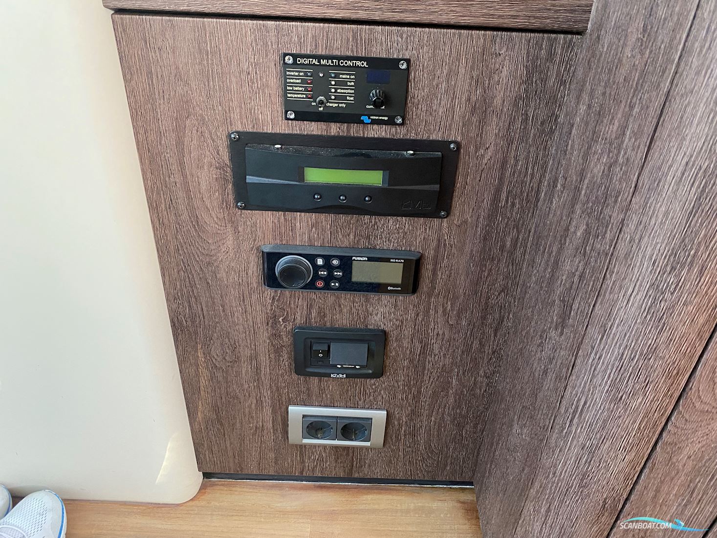 Sunseeker Predator 52