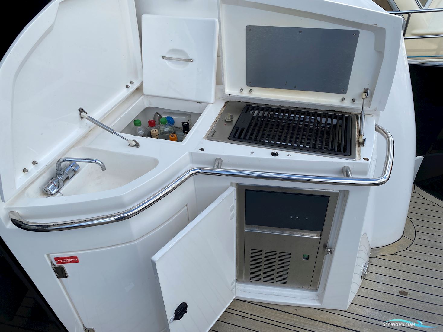 Sunseeker Predator 52