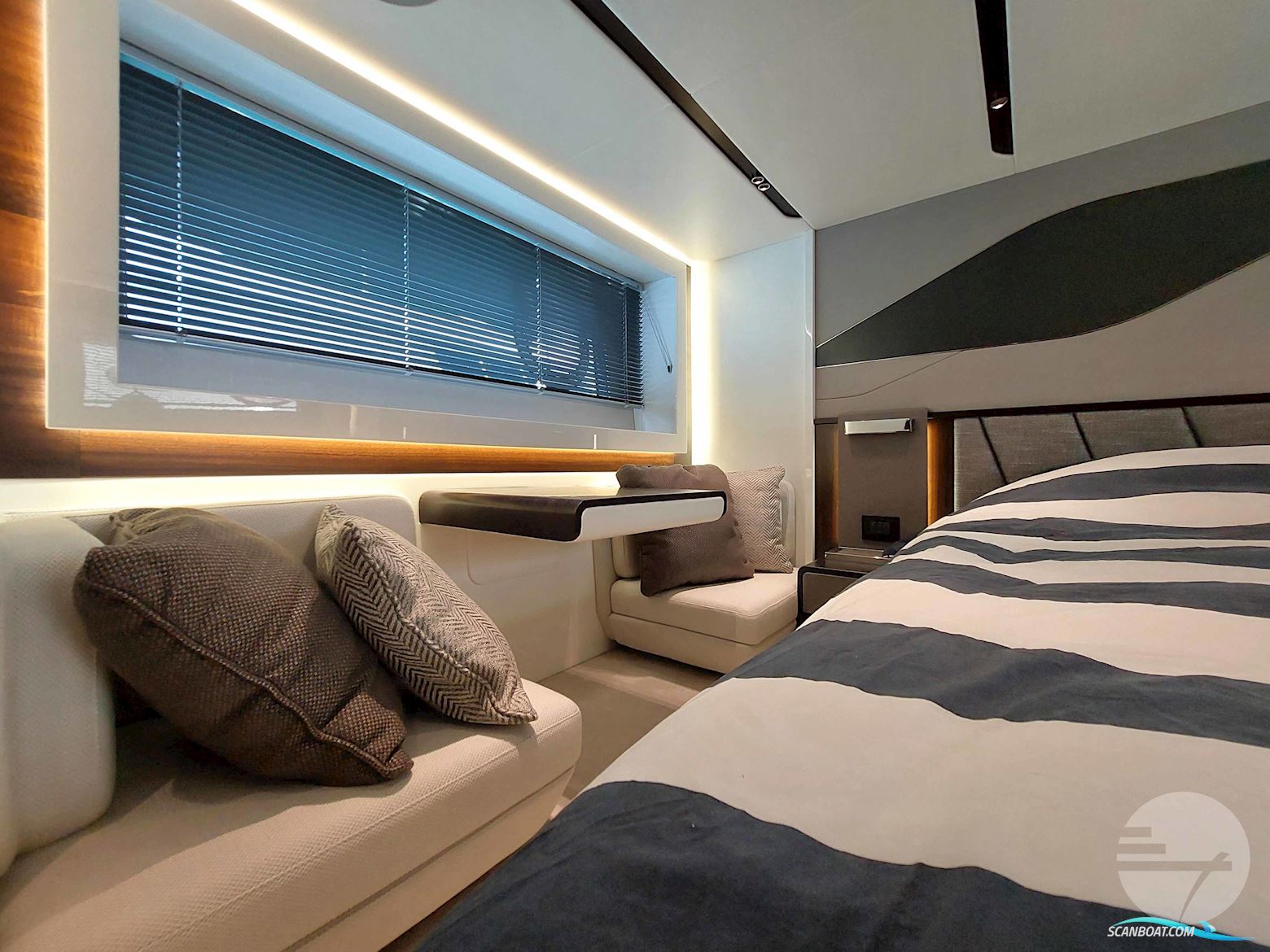 Sunseeker Predator 55 EVO