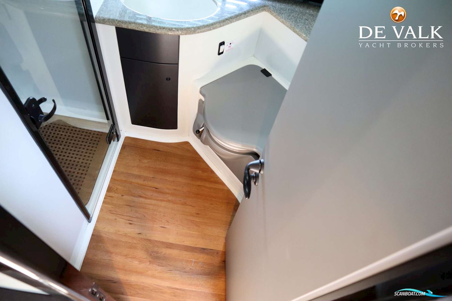 Sunseeker Predator 56