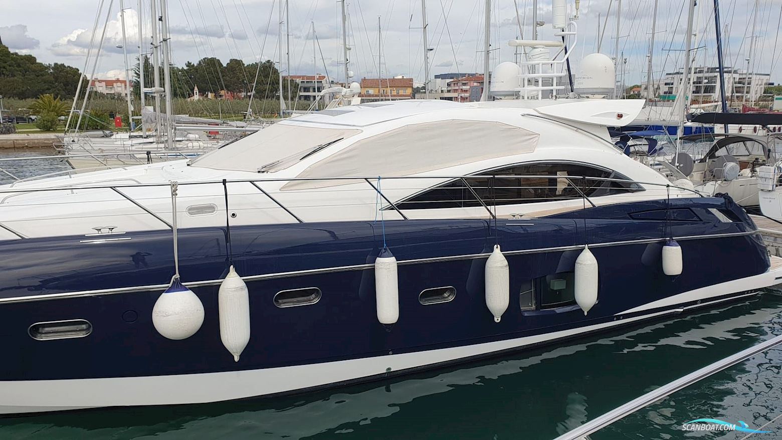 Sunseeker Predator 62