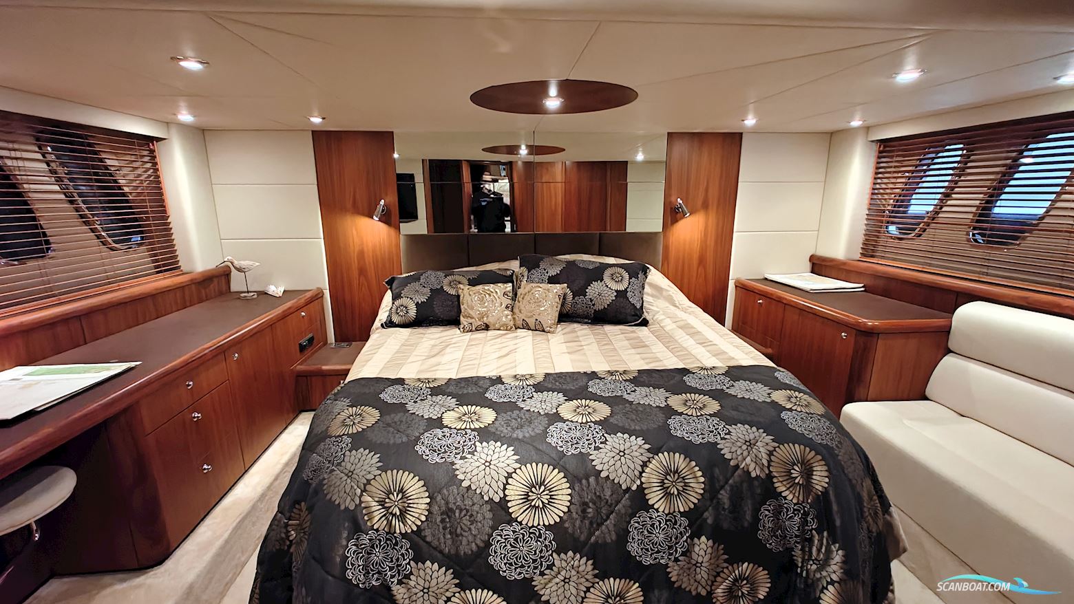 Sunseeker Predator 62