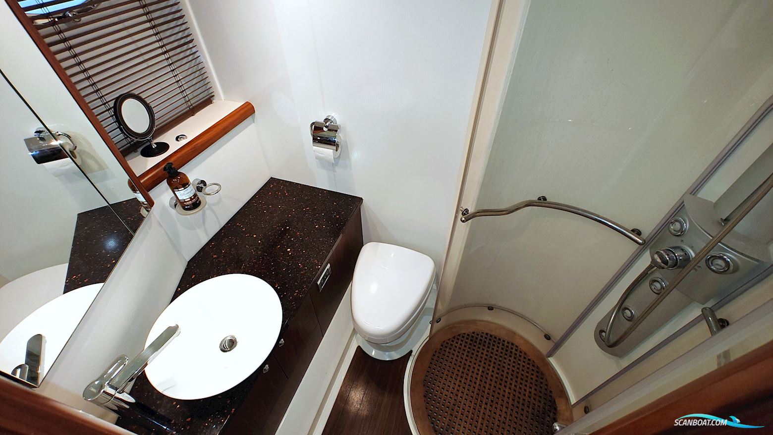 Sunseeker Predator 62