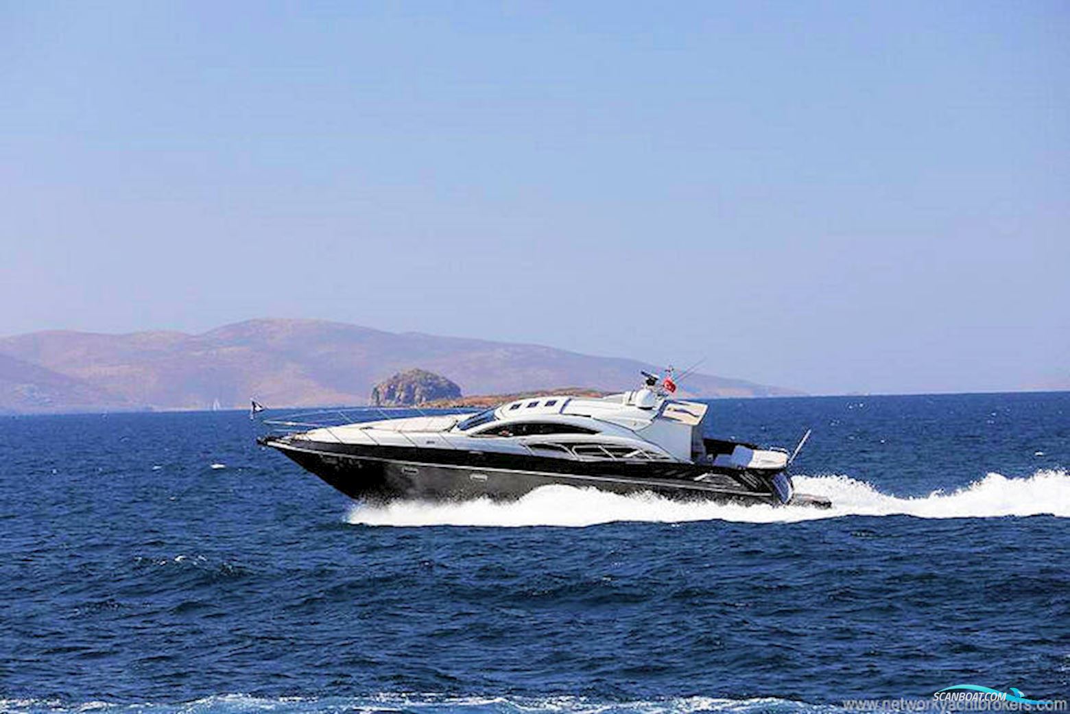 Sunseeker Predator 74