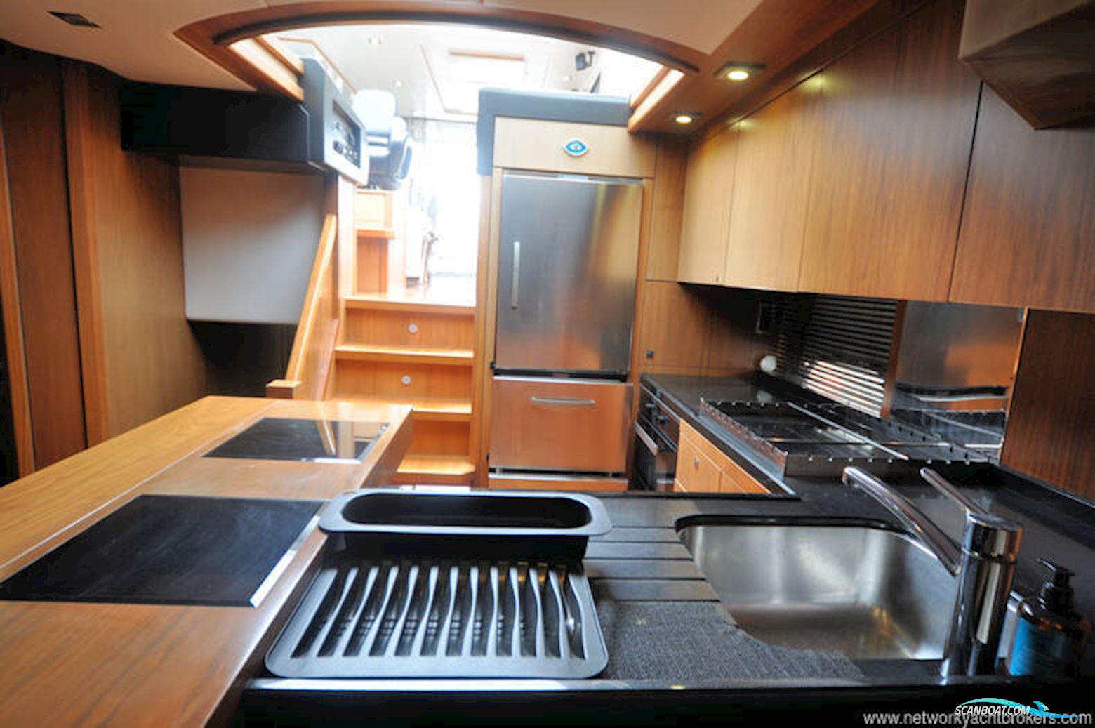 Sunseeker Predator 74