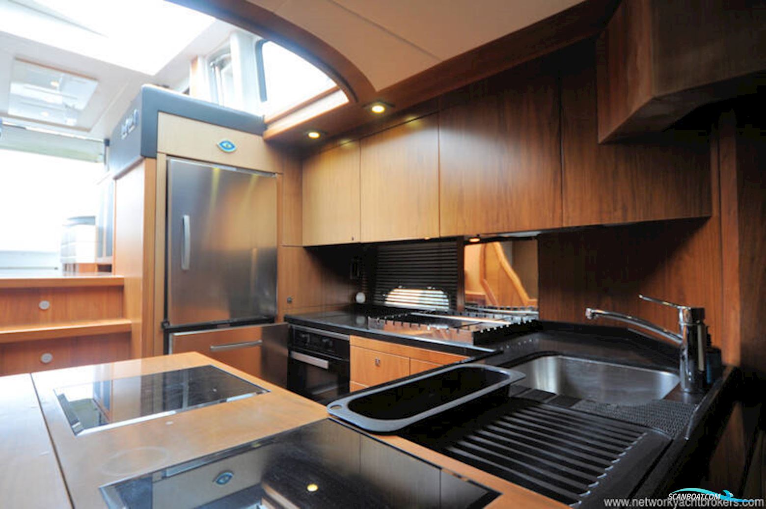 Sunseeker Predator 74