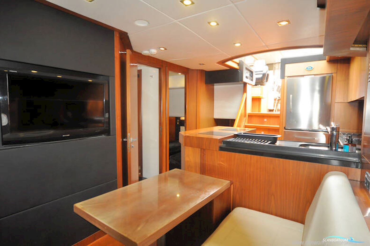 Sunseeker Predator 74