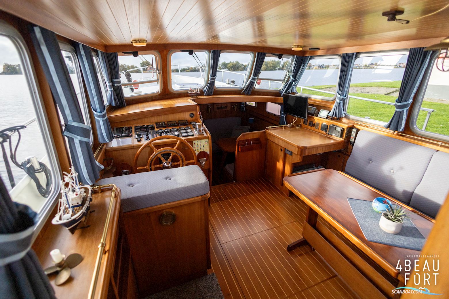 Super Lauwersmeer Kotter 1250 AK